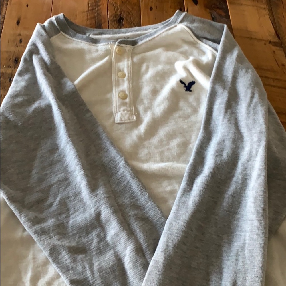 American eagle men’s long sleeve shirt